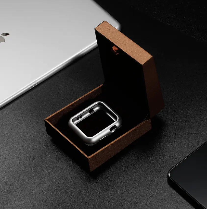 Apple Watch Series 5 Ultimate Stainless Steel Case Tempered Glass Screen Protector - Pinnacle Luxuries